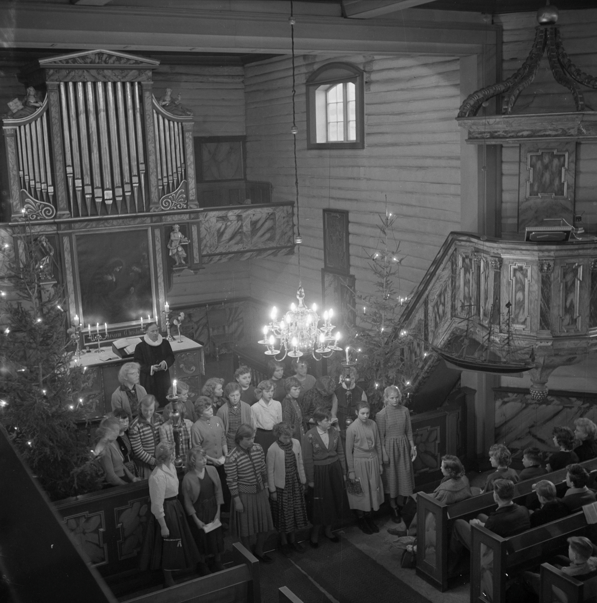 Trondheim Framhaldsskoles julegudstjeneste i Bakke kirke