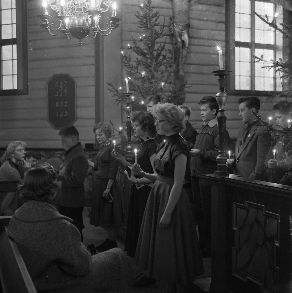 Trondheim Framhaldsskoles julegudstjeneste i Bakke kirke