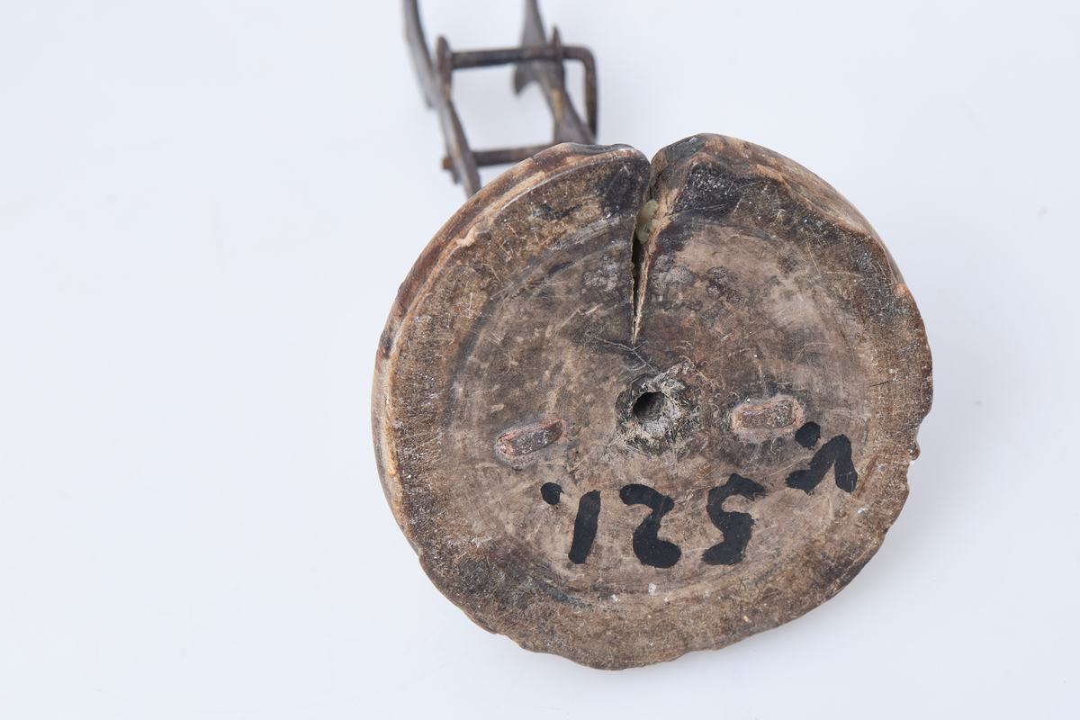 Fantestake med trefot