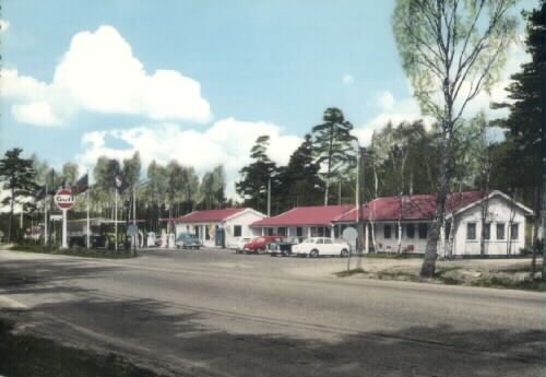 Skrea Motell (foto/vykort) – exteriör från sydväst