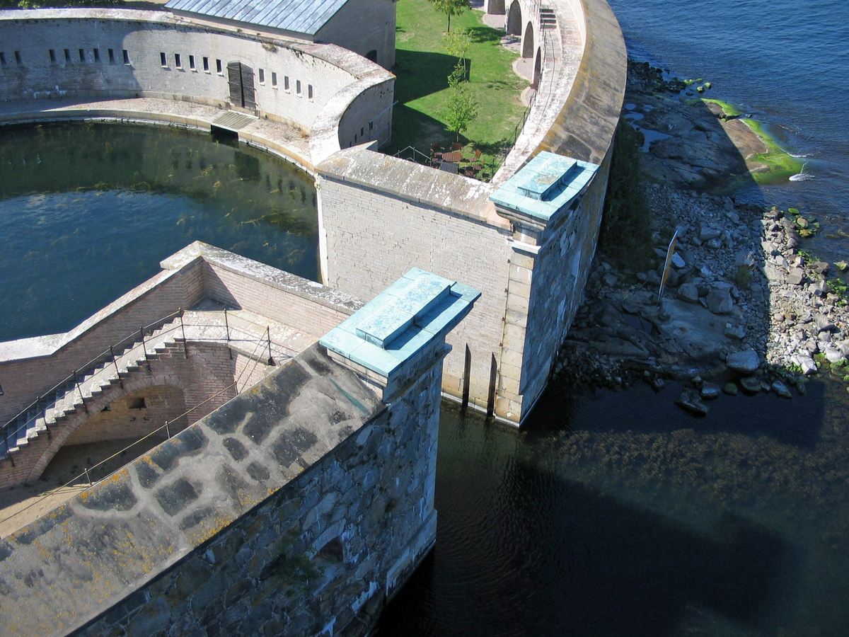Skaraborgsgruppen på besök vid Kungsholms fort i Karlskrona i augusti 2005.