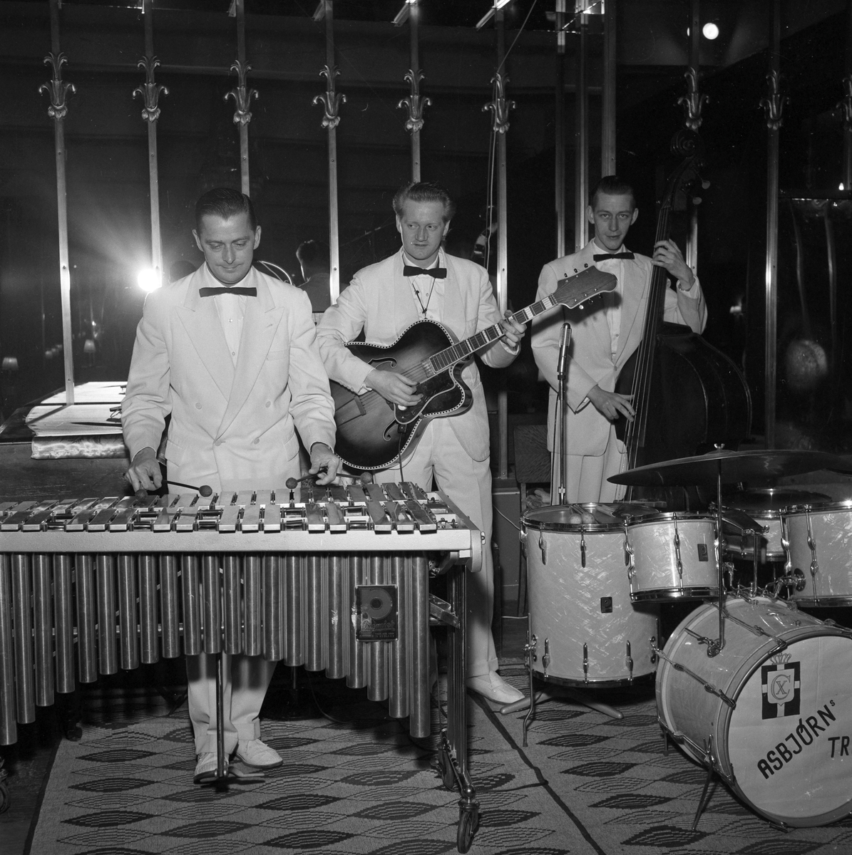 Bandet Asbjørns Trio på Hotell Phoenix