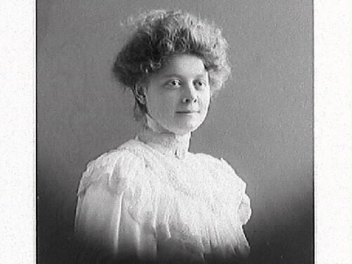 Fröken Hulda Pehrson, syster till handlanden Oscar Pehrson.