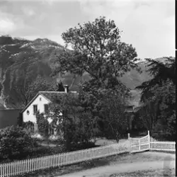 Den gamle, berømte Prestegården i Ullensvang, Hardanger
