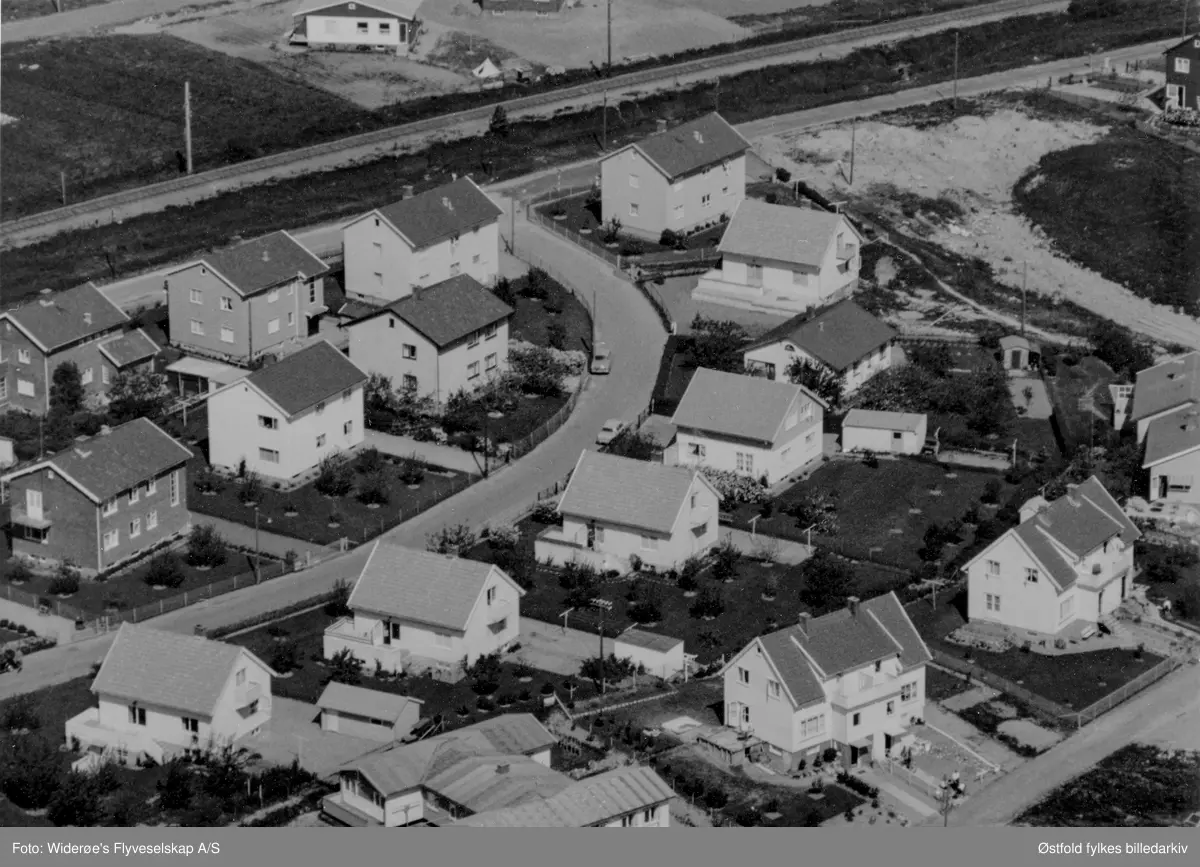 Oversiktsbilde fra Vesteng 1962 i Tune.