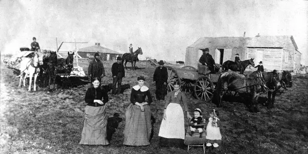 Familie fotografert i Cooperstown, Nord Dakota.