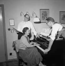 Else M. Lund, Arne Bjerge og Per Sjølie skal synge opera