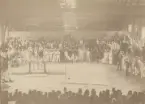Kung Oscar II besöker gymnastikfest i gymnastiksal, 1891.