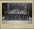 Gruppbild med soldater.
