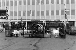 Foto fra den Lille Oase ved Folkets Hus på Kongens plass i Sentrum på Kirklandet i Kristiansund. Datering er trolig omkring 1986-1987 og fotograf er journalist Jan Øivind Jensen ved Nordmørsposten.