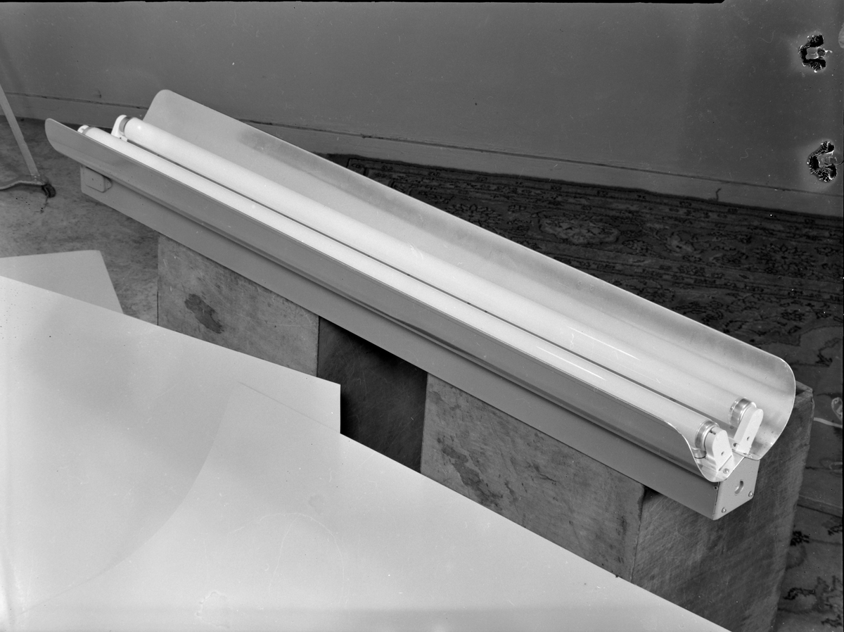 Div. lysrørarmaturer