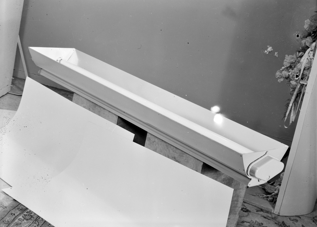 Div. lysrørarmaturer