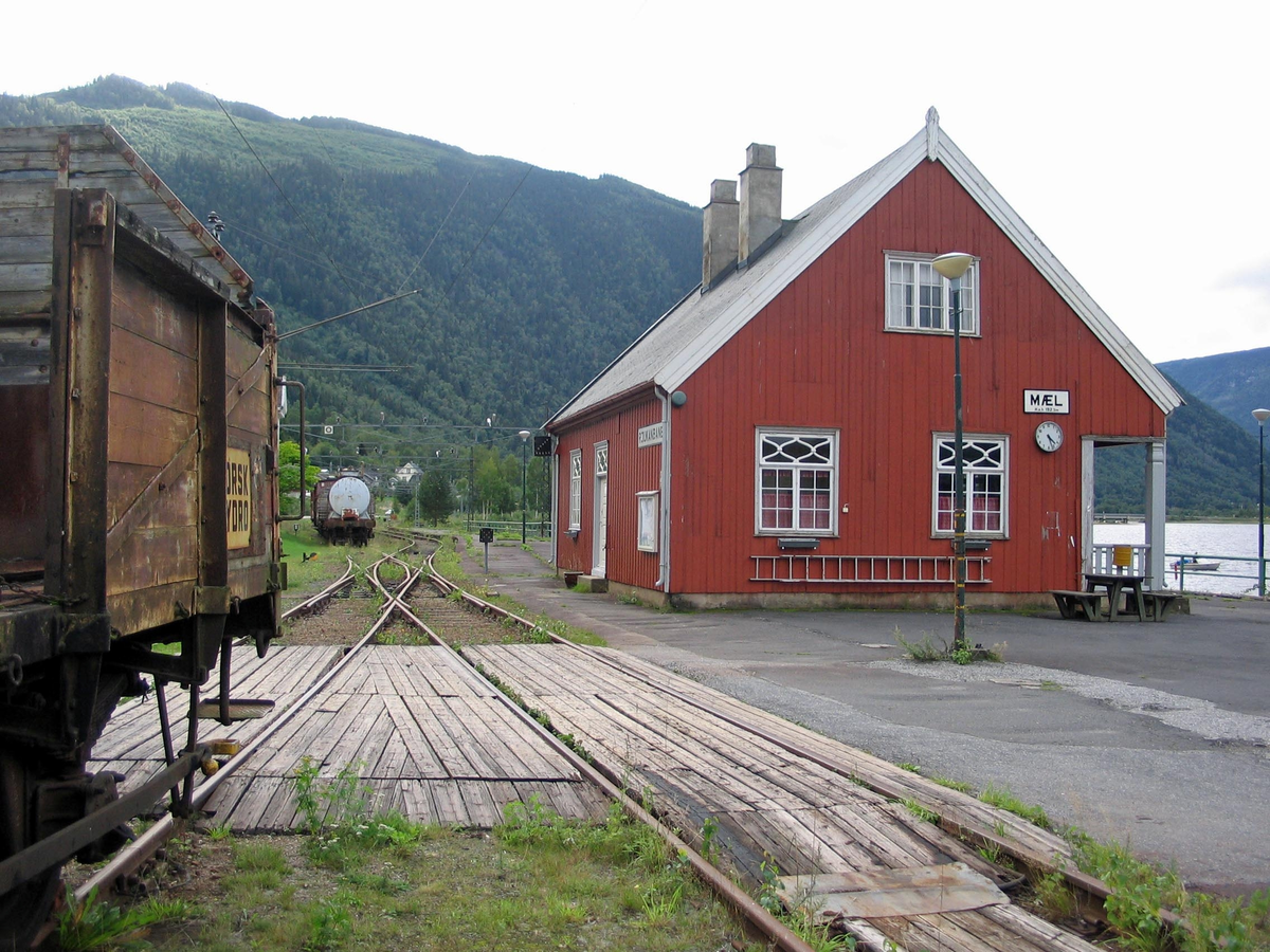 Personal från Skaraborgsgruppen besöker Telemark og Buskerud Heimevernsdistrikt, HV-03, i Heistadmoen i september 2006. Utflykt till Vemorks tungvattenanläggning i Rjukan.