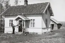 Kvitstua, husmannsplassen til Øvre Kaaterud. Hvitstua.