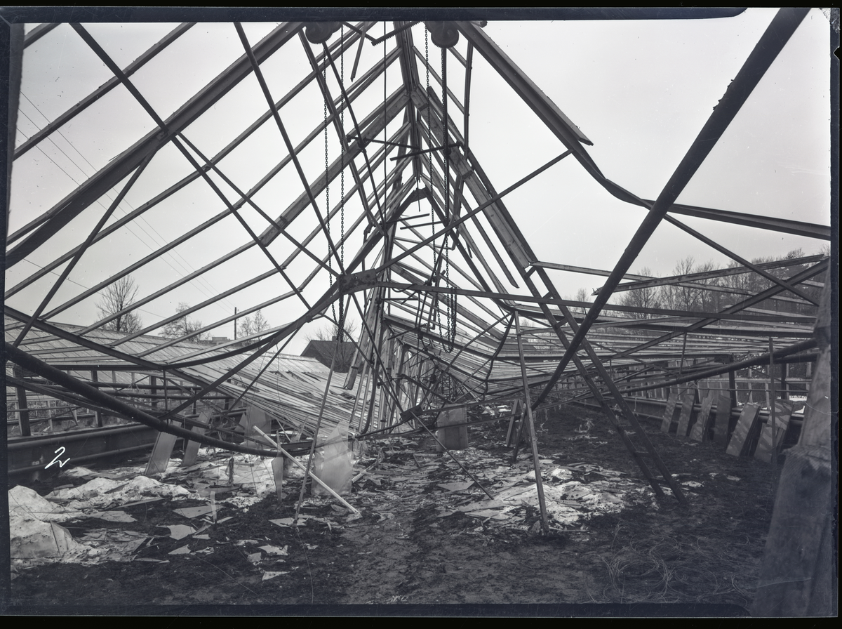 Foto av Heistad fabrikker

Påskrift konvolutt:

Heistad fabrikker