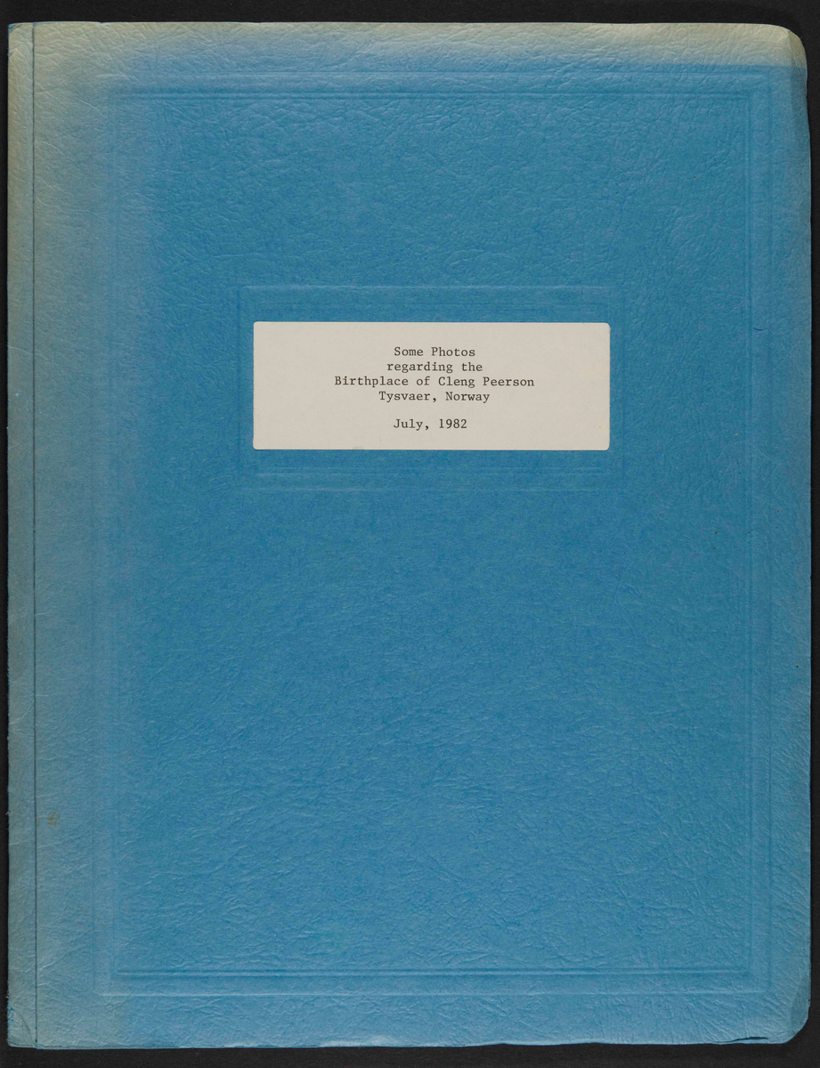 Hefte med bilder og informasjon knyttet til Cleng Peerson og hans fødested, Tysvær