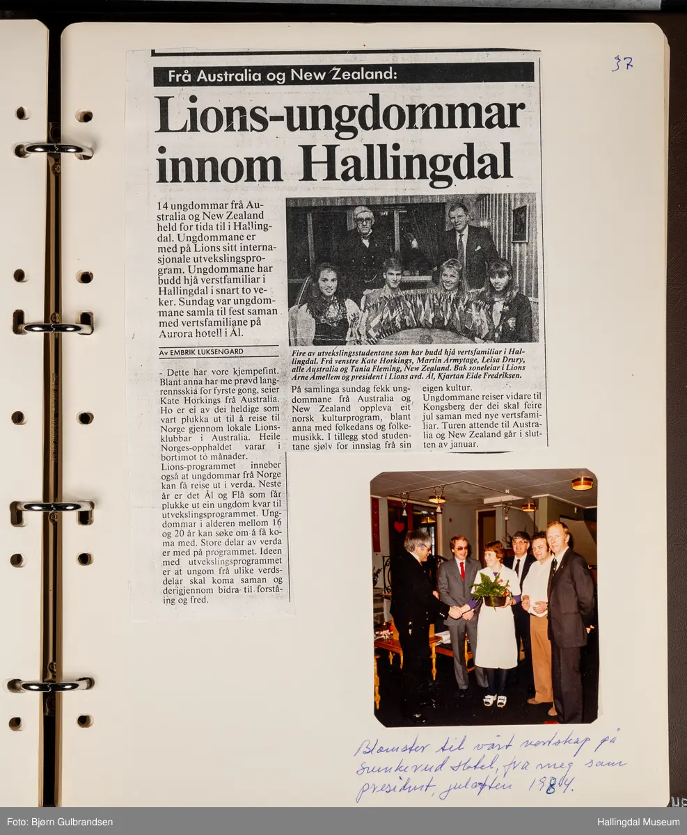 Et brunt album med 80 sider med tekst og bilder. Laget av Lions Club Nesbyen.   