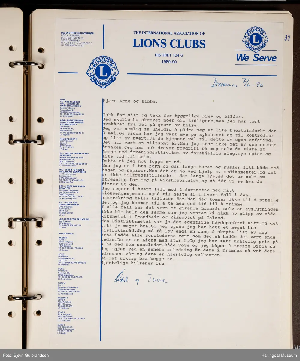 Et brunt album med 80 sider med tekst og bilder. Laget av Lions Club Nesbyen.   