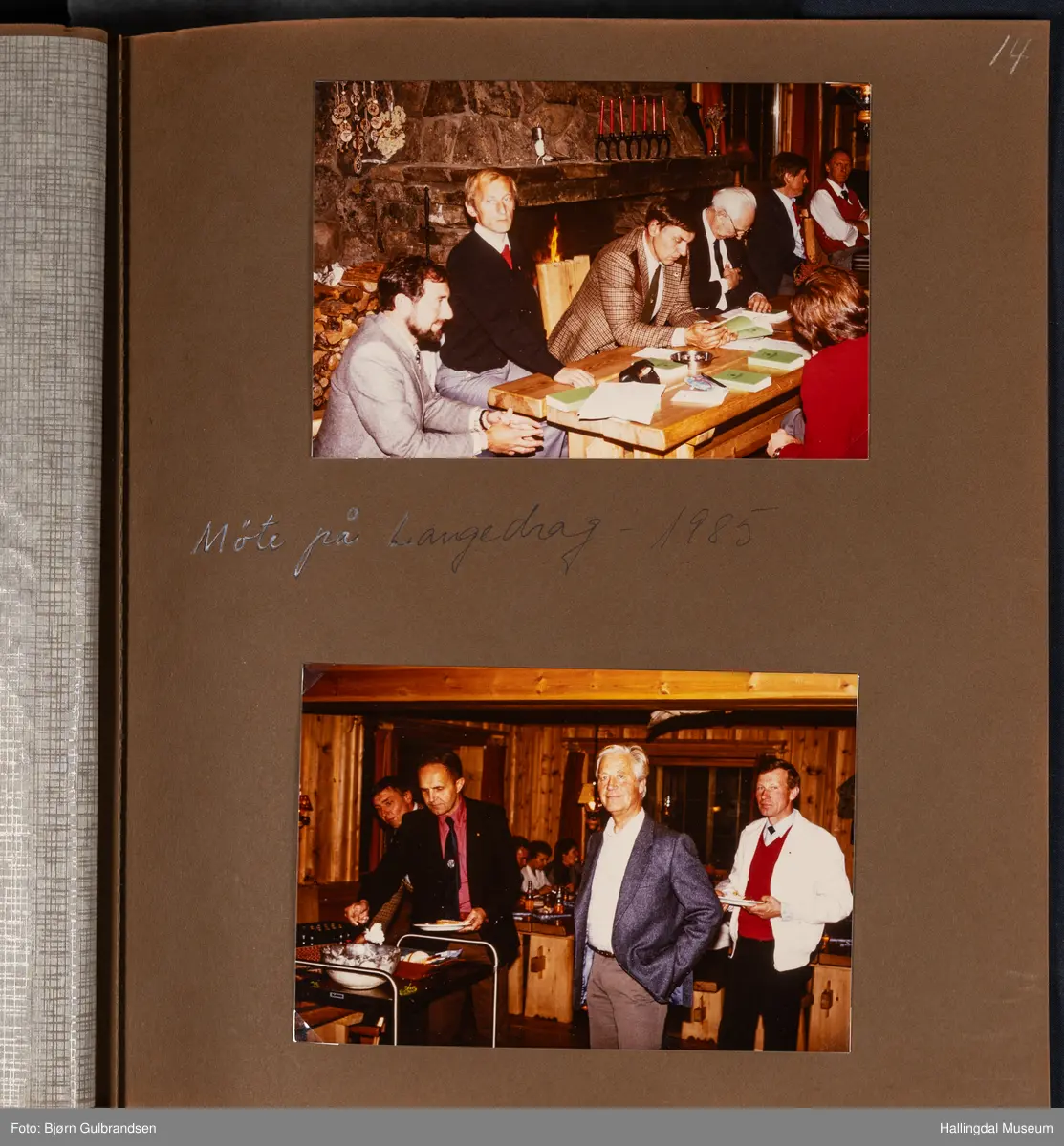 Et brunt læralbum med 74 sider med tekst og bilder. Laget av Lions Club Nesbyen.   