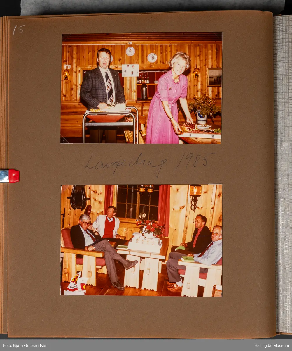 Et brunt læralbum med 74 sider med tekst og bilder. Laget av Lions Club Nesbyen.   