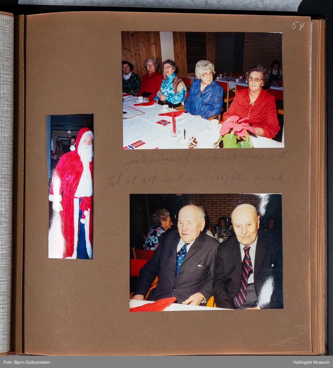 Et brunt læralbum med 74 sider med tekst og bilder. Laget av Lions Club Nesbyen.   
