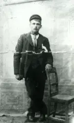 Atelierportrett av Johannes Adamsen (1881-1940), Gjesvær. Foto: N. Kristiansen.