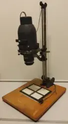 Forstørrelsesapparat