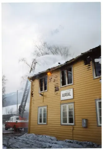Brannen på Aurdal stasjon, 1999
