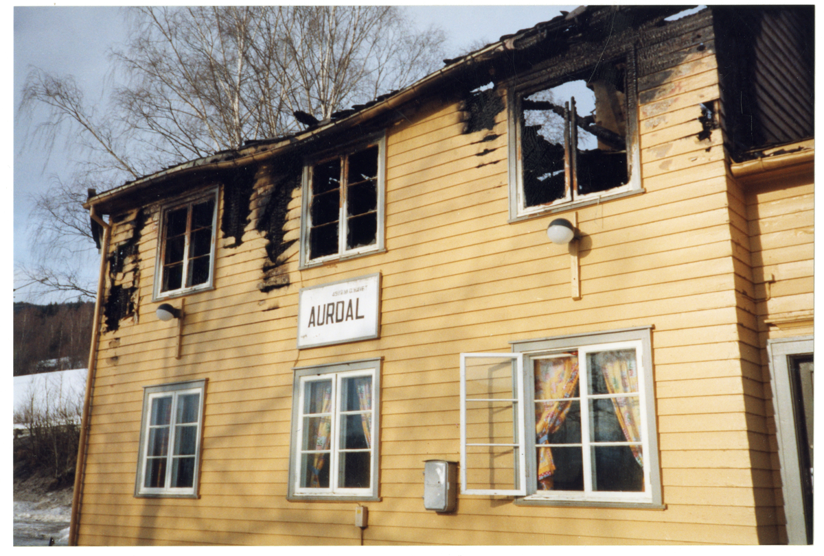 Brannen på Aurdal stasjon, 1999