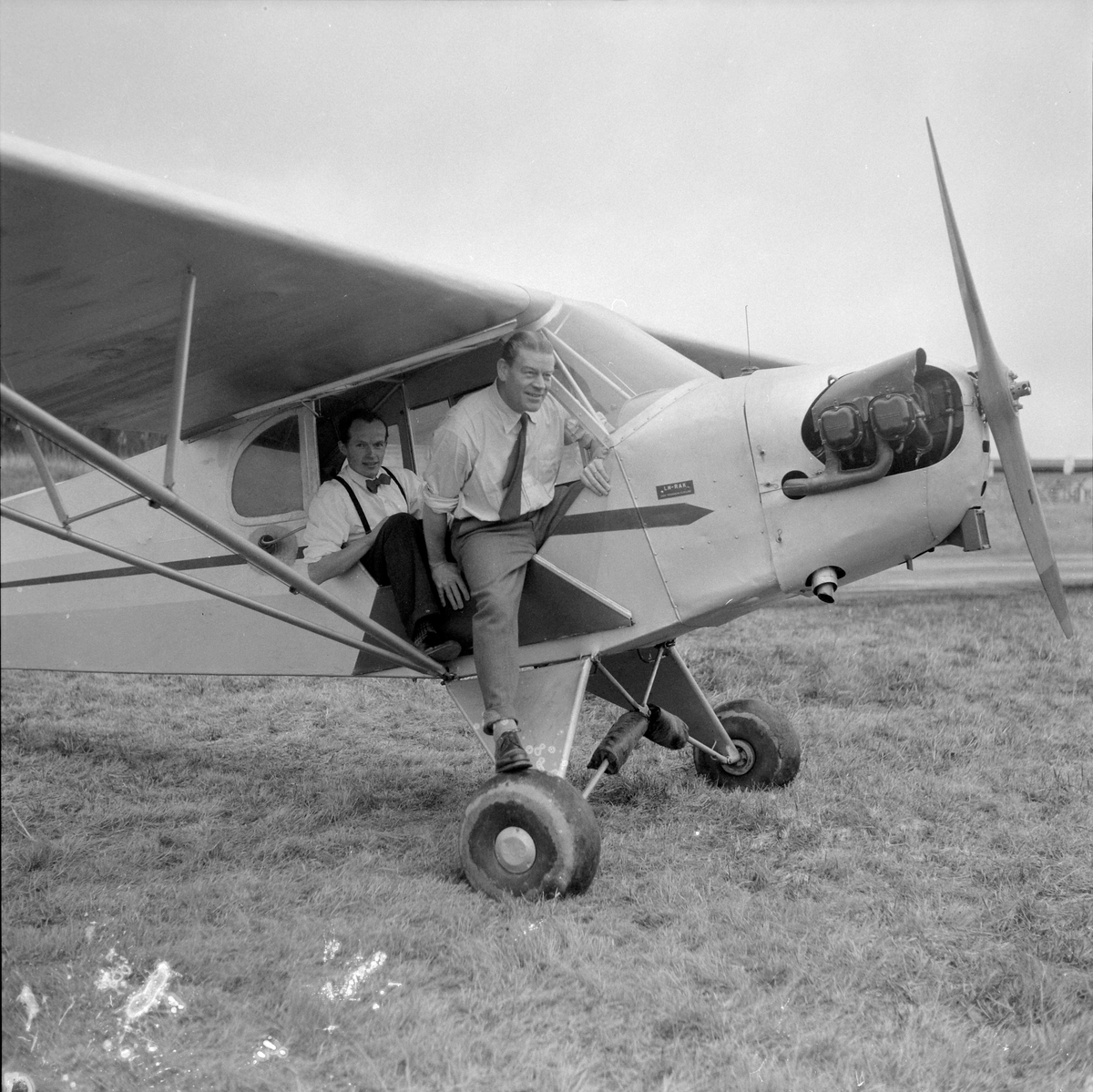 Finn Dyrkoren på småfly