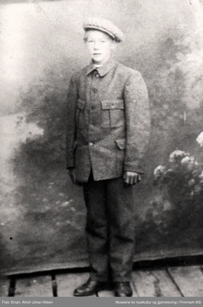 Atelierportrett av Hilmar Jørgensen, Gjesvær. Foto: Einan.