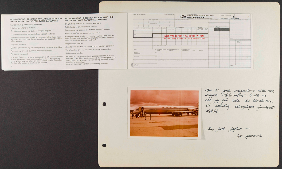 Album som dokumenterer reise til USA i 1972 "I Cleng Peersons fotspor". Albumet inneholder fotografier, reiserute, program, diverse brosjyrer, avisutklipp og tekster