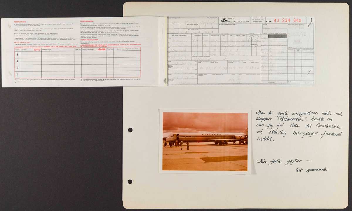 Album som dokumenterer reise til USA i 1972 "I Cleng Peersons fotspor". Albumet inneholder fotografier, reiserute, program, diverse brosjyrer, avisutklipp og tekster