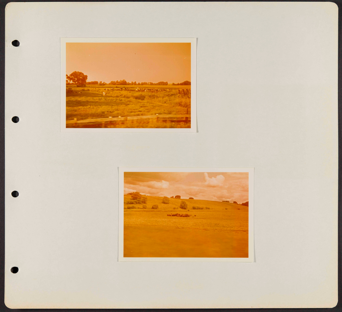 Album som dokumenterer reise til USA i 1972 "I Cleng Peersons fotspor". Albumet inneholder fotografier, reiserute, program, diverse brosjyrer, avisutklipp og tekster