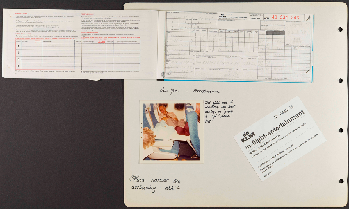 Album som dokumenterer reise til USA i 1972 "I Cleng Peersons fotspor". Albumet inneholder fotografier, reiserute, program, diverse brosjyrer, avisutklipp og tekster