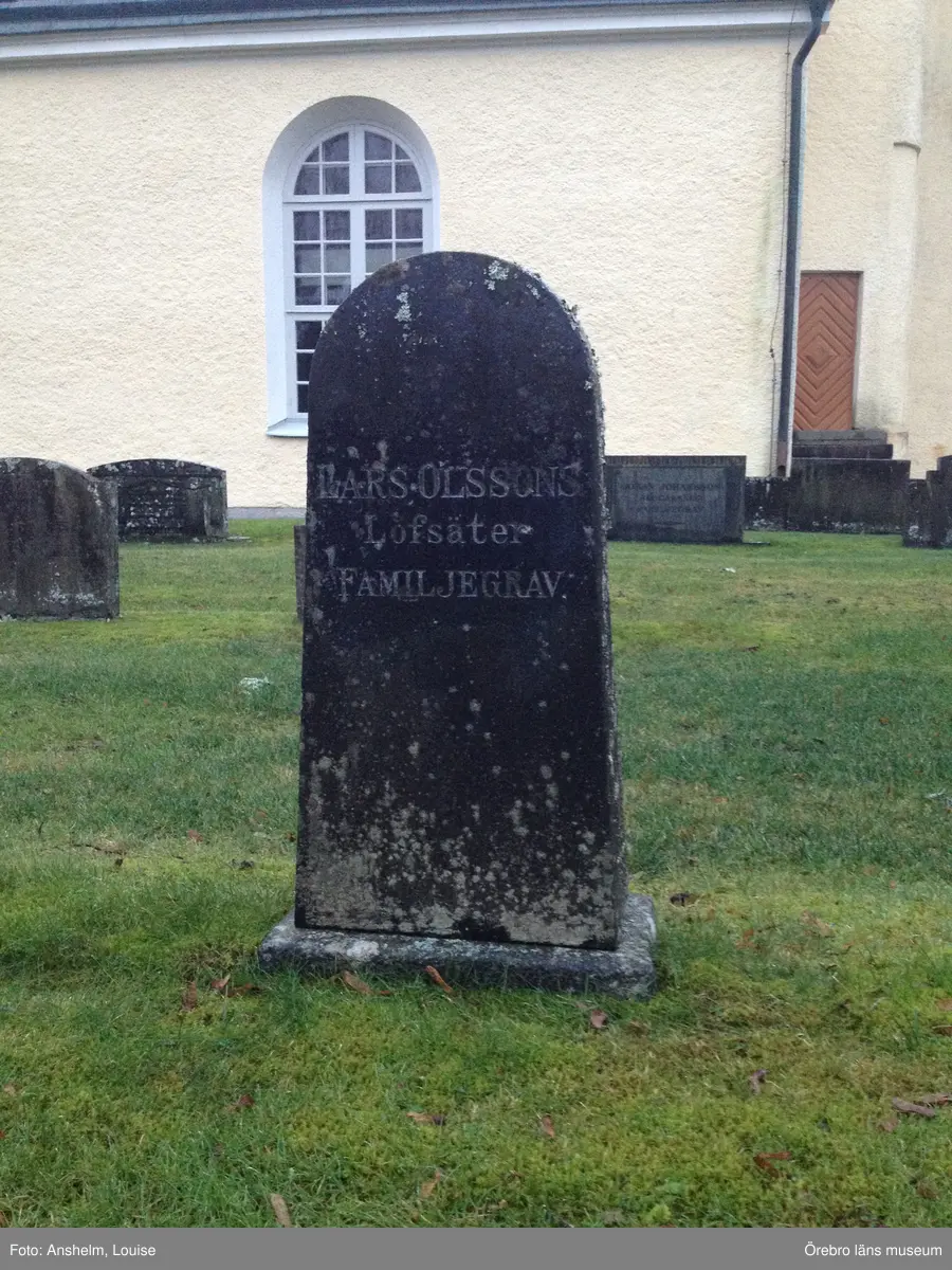 Axberg kyrkogård Inventering av kulturhistoriskt värdefulla gravvårdar 2015, Kvarter F.