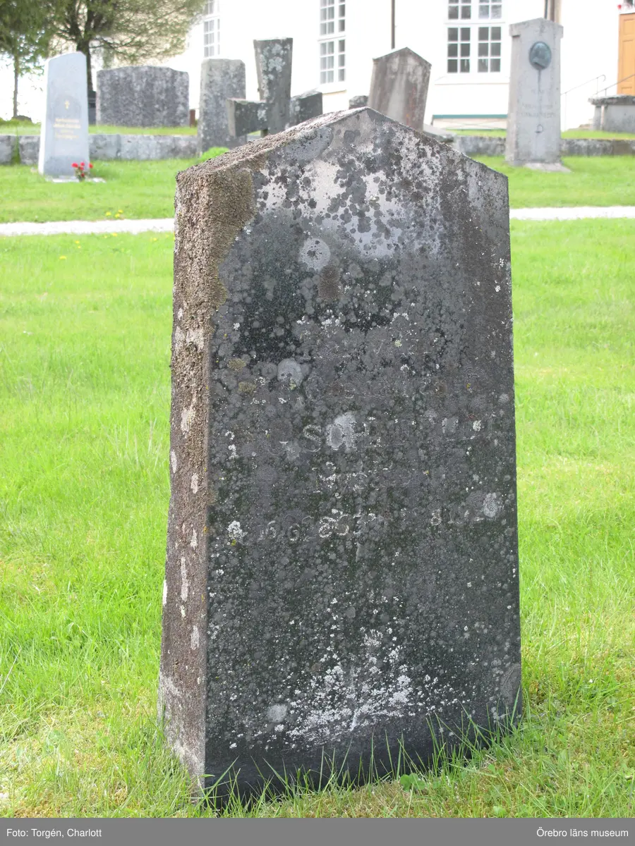 Axberg kyrkogård Inventering av kulturhistoriskt värdefulla gravvårdar 2015, Kvarter N.