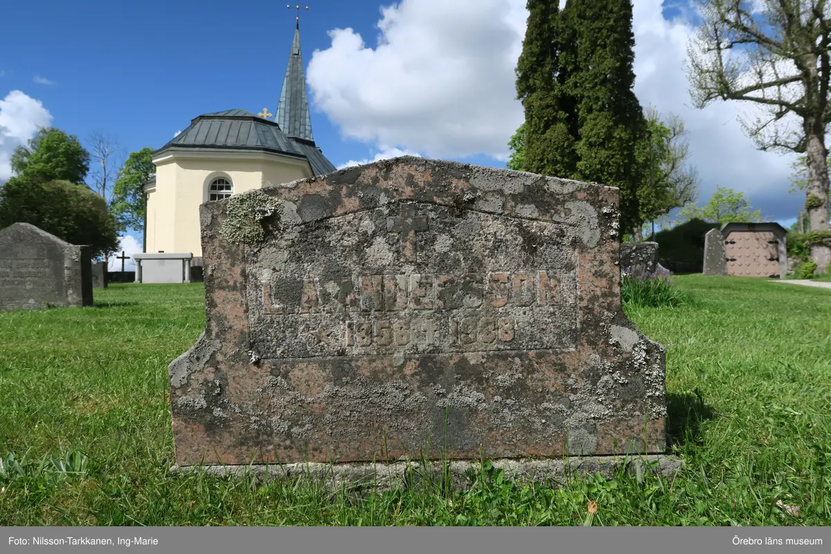 Axberg kyrkogård Inventering av kulturhistoriskt värdefulla gravvårdar 2015, Kvarter O.
