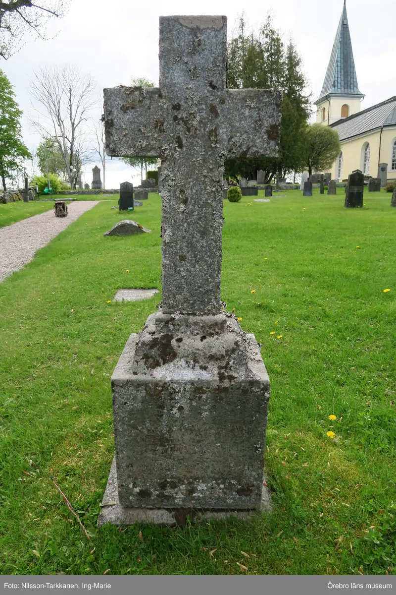 Axberg kyrkogård Inventering av kulturhistoriskt värdefulla gravvårdar 2015, Kvarter N.