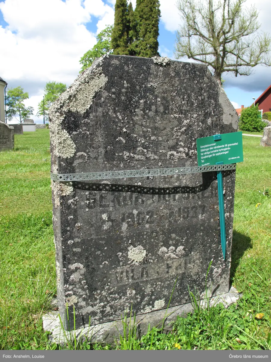 Axberg kyrkogård Inventering av kulturhistoriskt värdefulla gravvårdar 2015, Kvarter O.