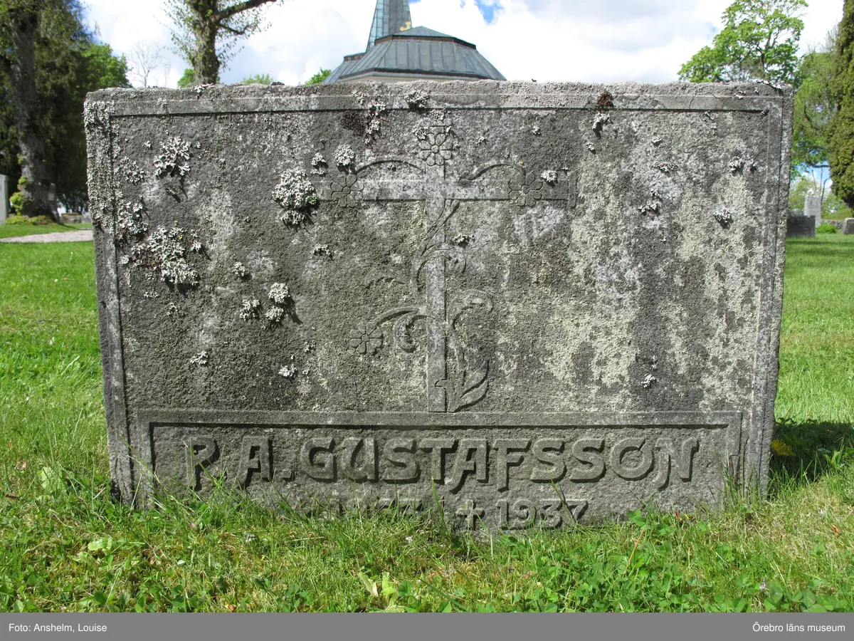Axberg kyrkogård Inventering av kulturhistoriskt värdefulla gravvårdar 2015, Kvarter O.