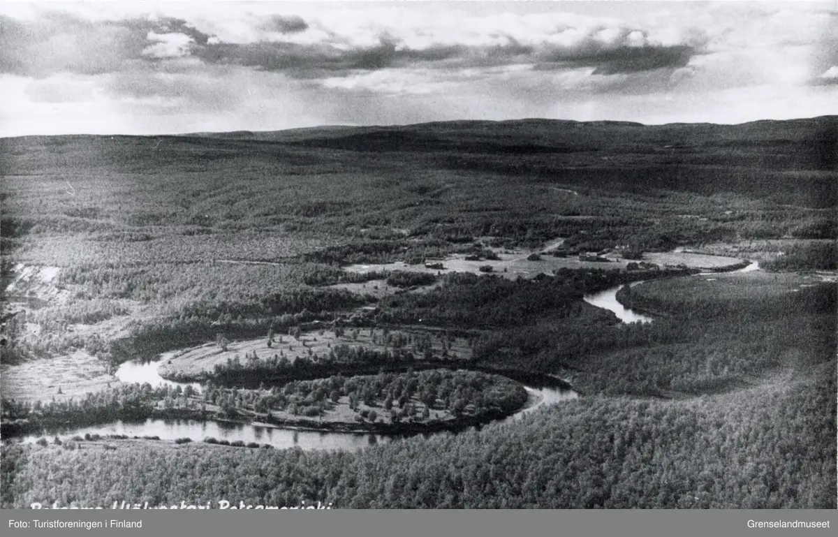 Øvre kloster til den østordokse menigheten i finsk Petsamo som lå ved Petsamoelva (Petsamonjoki) som bukter seg igjennom en skofull dal.