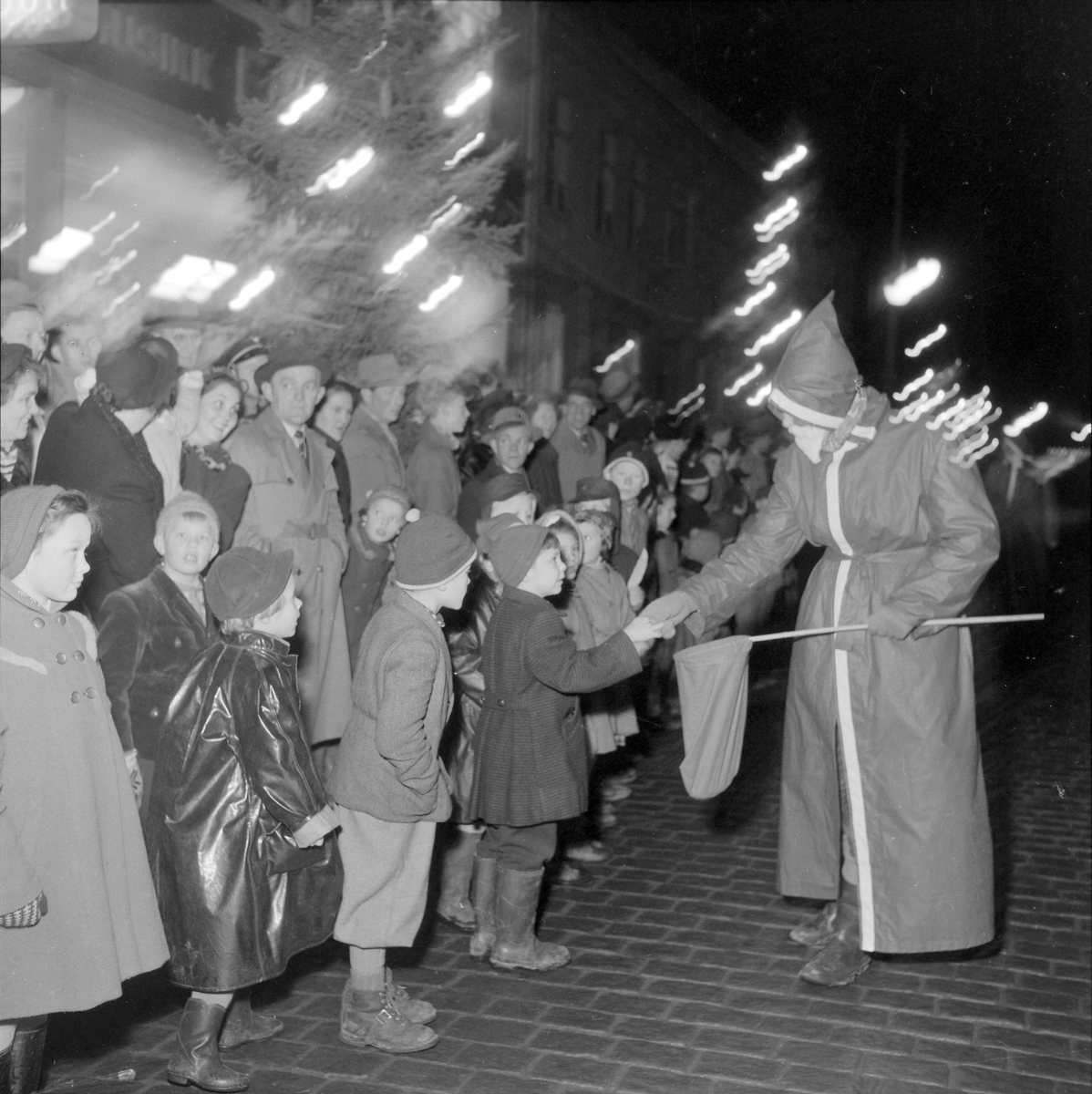 Juletreet i Trondheim tennes