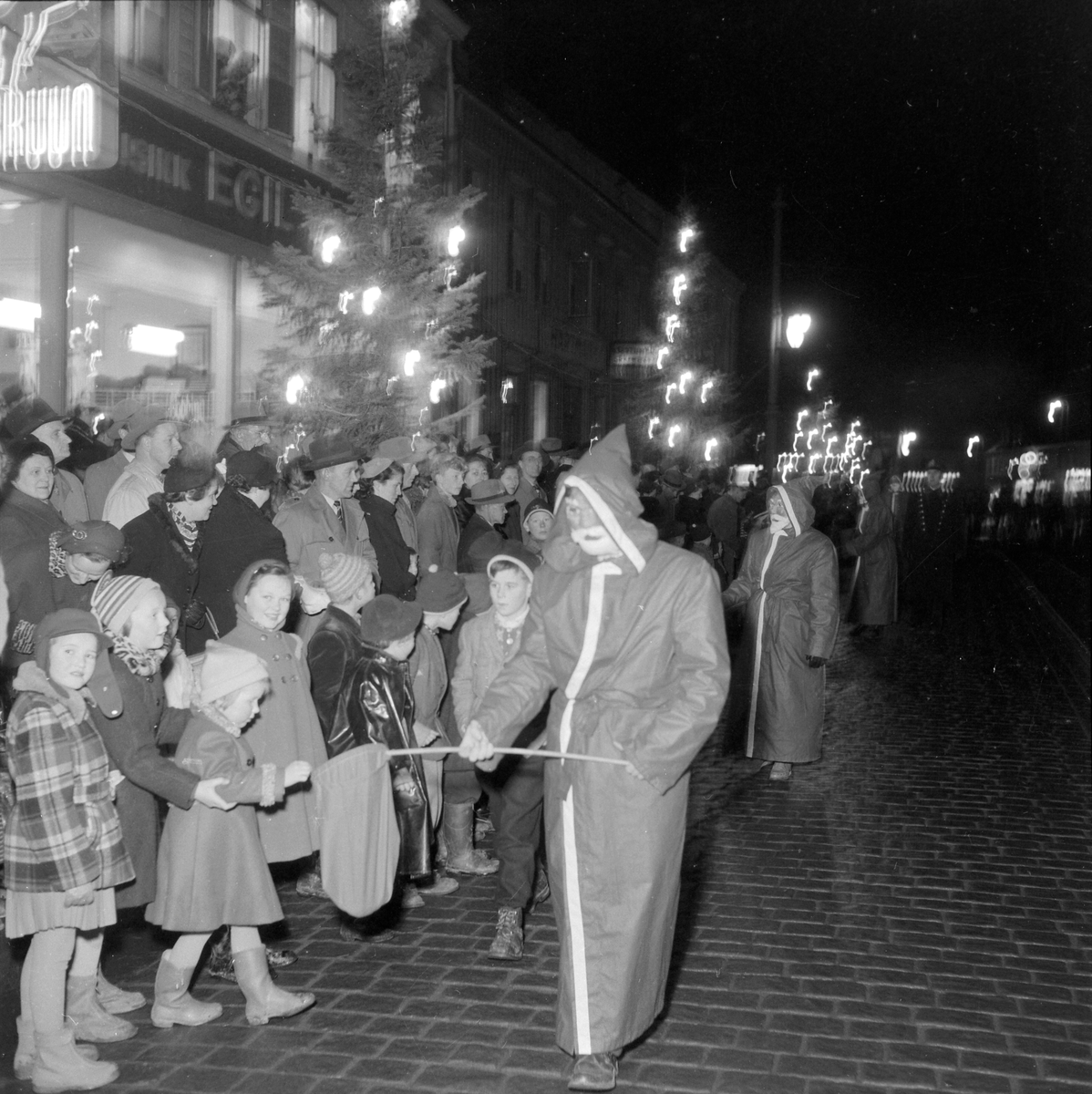 Juletreet i Trondheim tennes