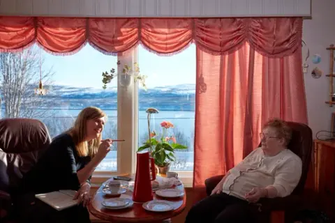 Julie Salmine Pedersen intervjues av Birte Sandvik, Norsk Folkemuseum.
