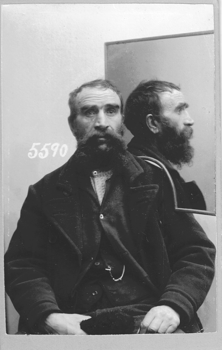 Mannlig forbryterbilde