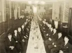 En tillställning med nästan enbart herrar, möjligen i IOGT-lokalen (Godtemparhuset) på Nygatan, Växjö, ca 1930.