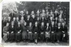 En skolklass från flickskolan, Växjö, 1935.
Text bredvid fotot: 