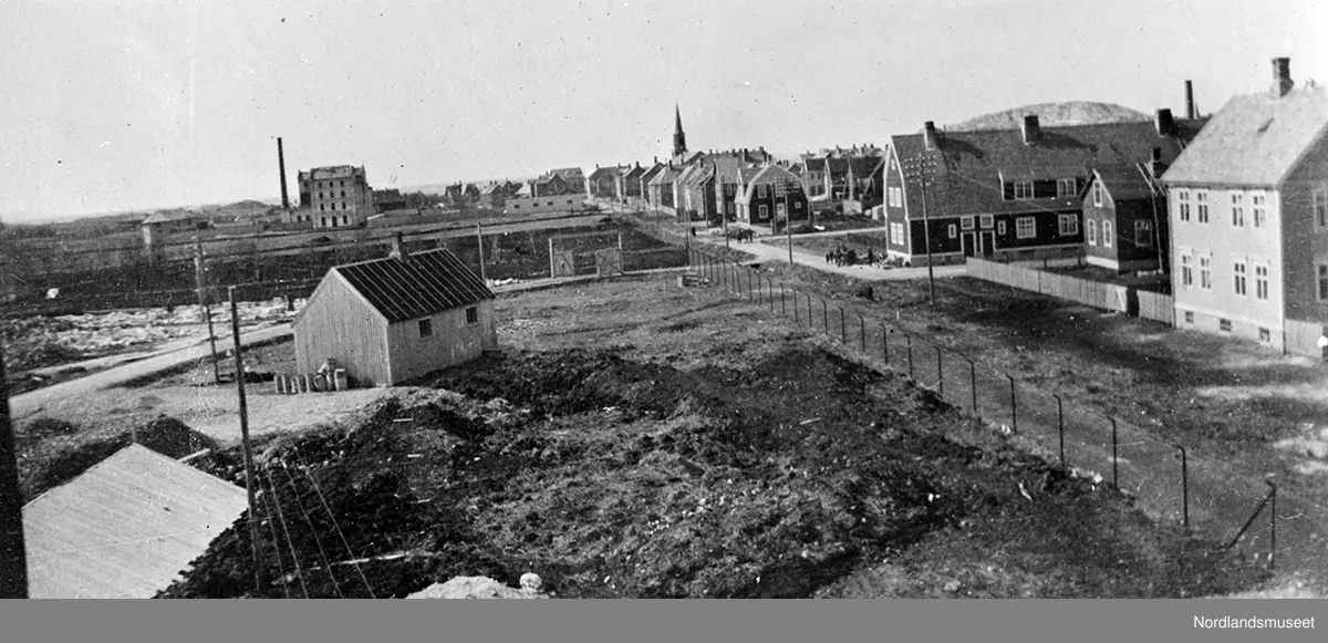 Tomten til Sykehuset, utsikt mot byen, Bryggeriet, Ormen lange.