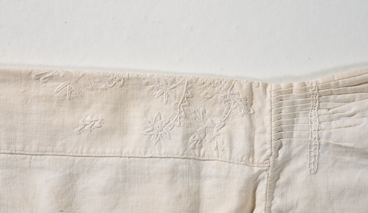 Blomstermotiv, blomsterranker.